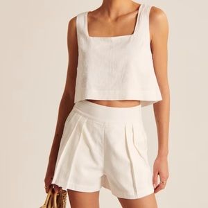 Abercrombie Ultra High Rise Linen-Blend Pull-On Short